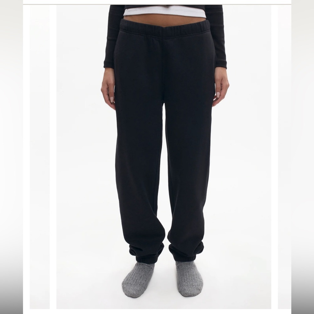 KOTN The Essential Sweatpant - Small